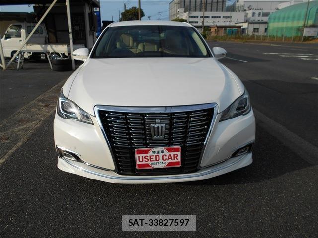 Toyota CROWN 2017-07 8372534-1