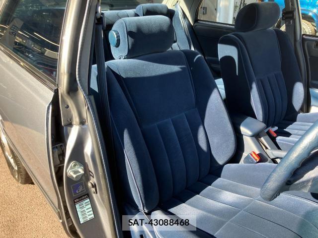 Toyota CROWN 1991-03 8373477-17