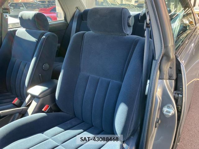 Toyota CROWN 1991-03 8373477-18