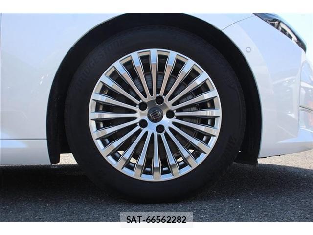 Toyota CROWN 2025-01 8373521-15
