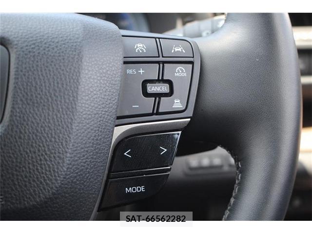 Toyota CROWN 2025-01 8373521-6
