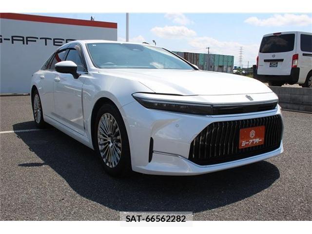 Toyota CROWN 2025-01 8373521-7