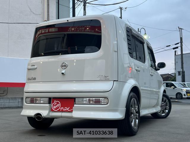 Nissan CUBE 2007-10 8372452-10