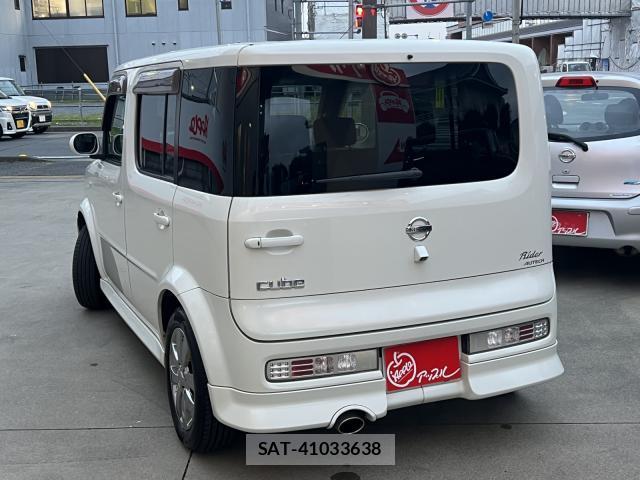 Nissan CUBE 2007-10 8372452-2