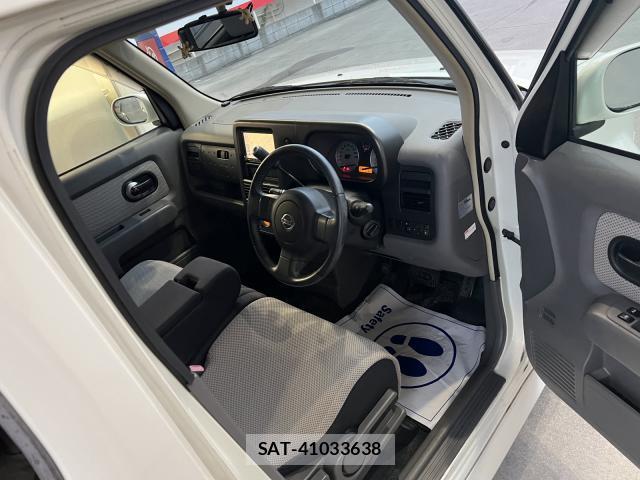 Nissan CUBE 2007-10 8372452-3