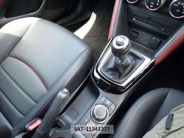 Mazda CX-3 2017-07 8372567-15