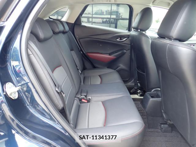 Mazda CX-3 2017-07 8372567-6