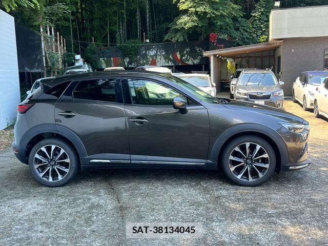 Mazda CX-3 2018-08 8372614-4