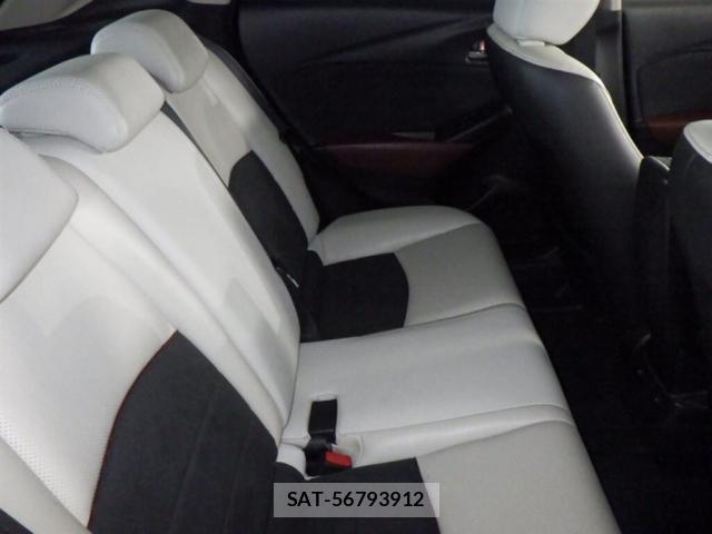Mazda CX-3 2017-12 8373870-5