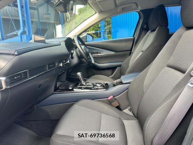 Mazda CX-30 2020-03 8373263-8