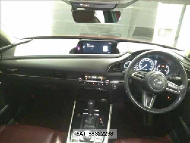 Mazda CX-30 2021-02 8373300-2