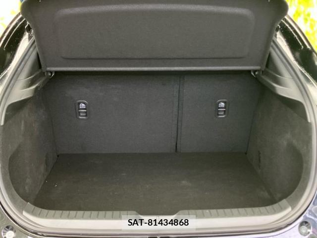 Mazda CX-30 2025-03 8374073-7