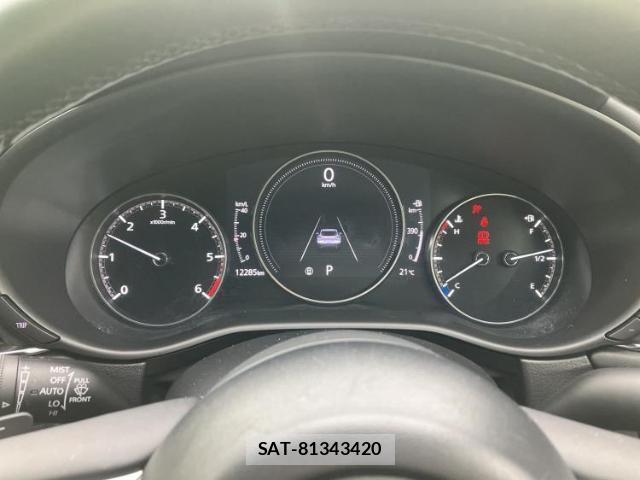 Mazda CX-30 2023-05 8374100-14
