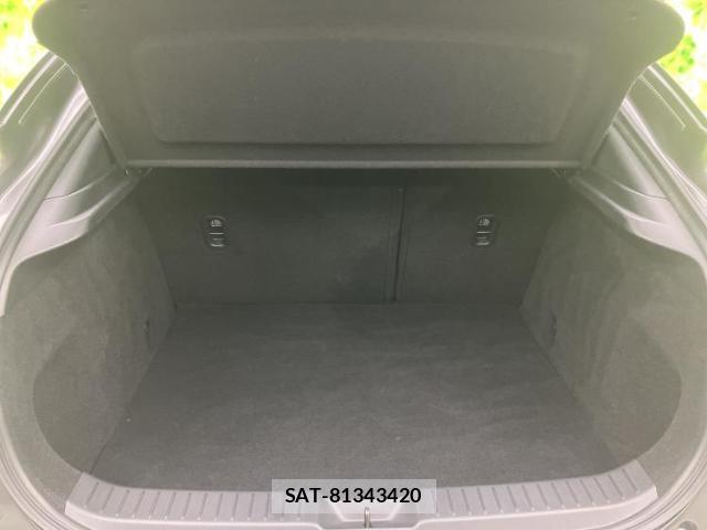 Mazda CX-30 2023-05 8374100-7