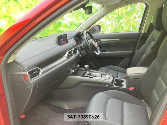 Mazda CX-5 2018-11 8373035-5