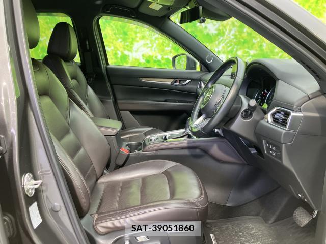 Mazda CX-5 2019-09 8373037-3