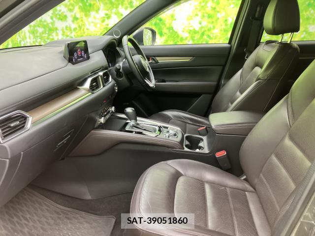Mazda CX-5 2019-09 8373037-4
