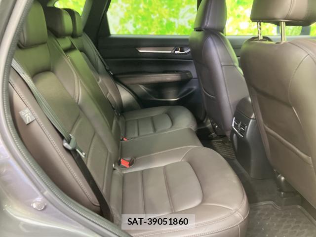 Mazda CX-5 2019-09 8373037-6