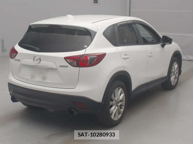 Mazda CX-5 2013-09 8373310-1