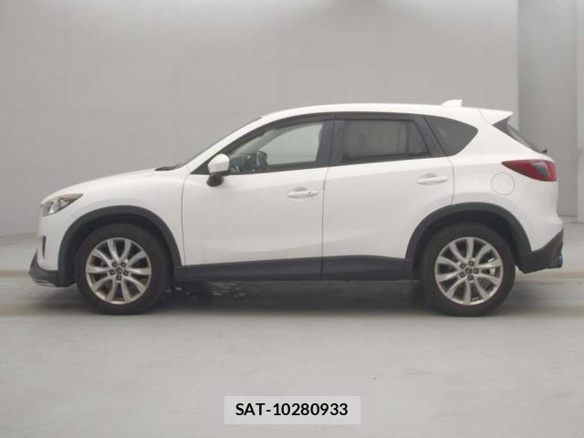 Mazda CX-5 2013-09 8373310-10