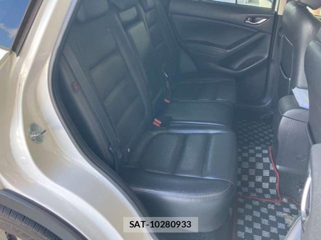 Mazda CX-5 2013-09 8373310-5