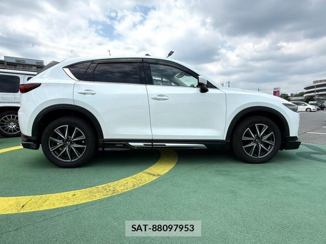 Mazda CX-5 2018-07 8373684-2