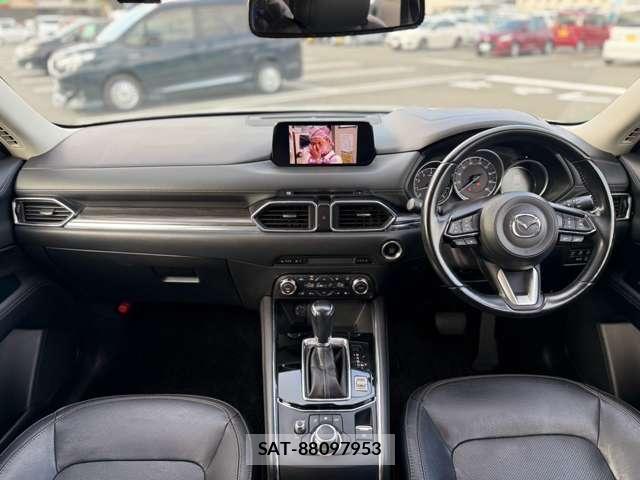 Mazda CX-5 2018-07 8373684-3