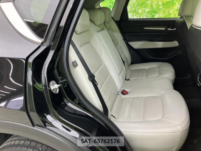 Mazda CX-5 2020-04 8374206-6