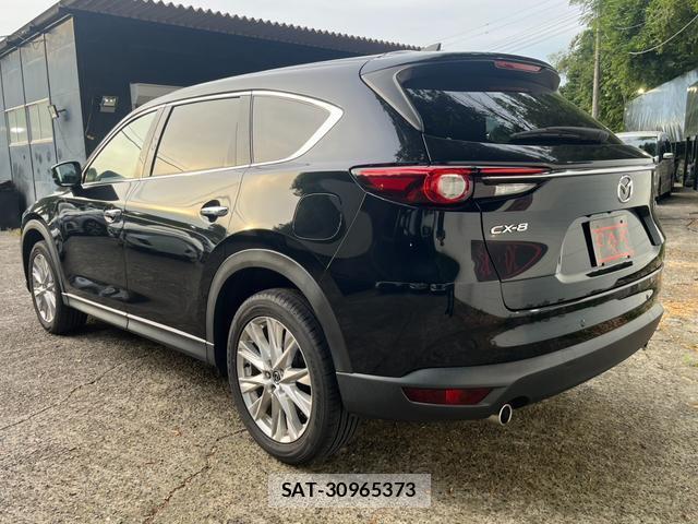 Mazda CX-8 2018-05 8372615-17