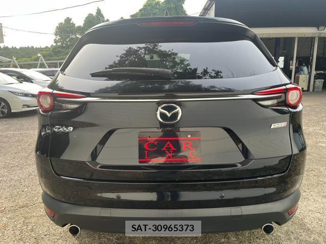 Mazda CX-8 2018-05 8372615-6