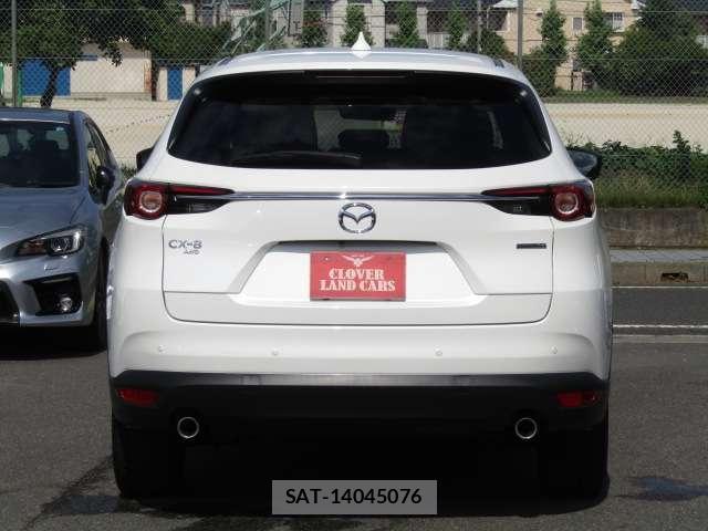Mazda CX-8 2022-09 8374044-15