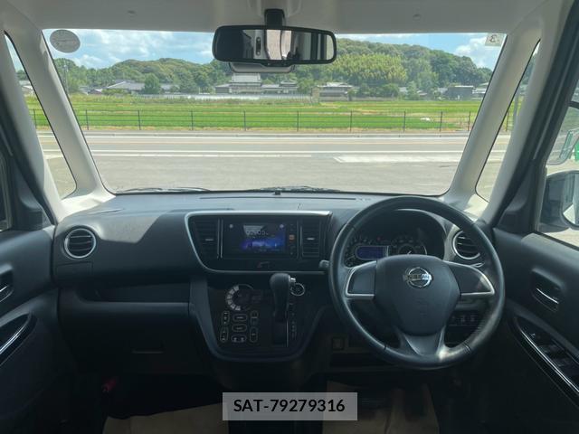 Nissan DAYZ ROOX 2017-03 8372642-7