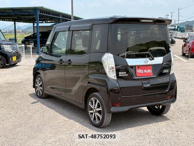 Nissan DAYZ ROOX 2019-06 8372647-10