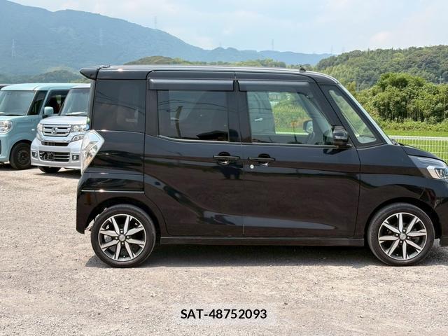 Nissan DAYZ ROOX 2019-06 8372647-15