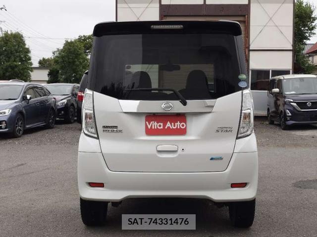 Nissan DAYZ ROOX 2016-10 8372783-10