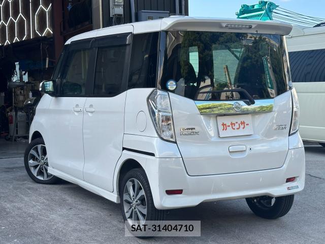 Nissan DAYZ ROOX 2014-05 8373733-1