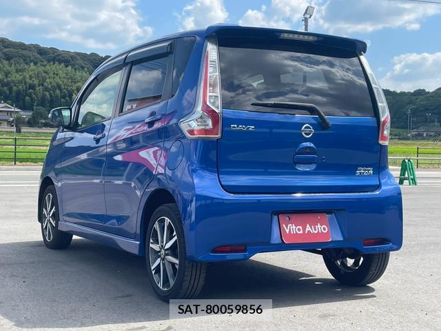 Nissan DAYZ 2016-03 8372643-4
