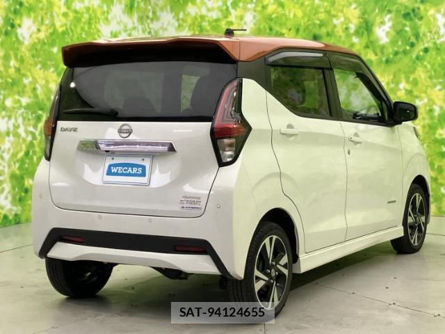 Nissan DAYZ 2022-01 8372953-2
