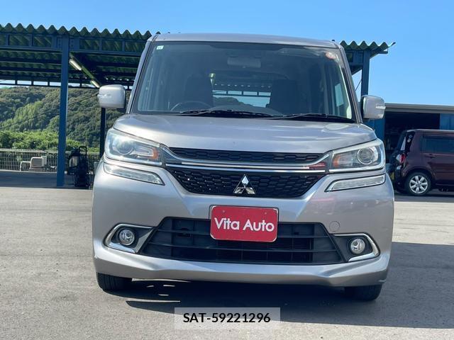 Mitsubishi DELICA 2017-11 8372644-11