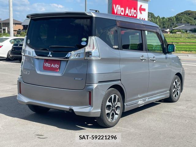 Mitsubishi DELICA 2017-11 8372644-12