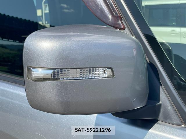 Mitsubishi DELICA 2017-11 8372644-14