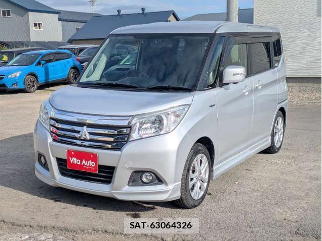 Mitsubishi DELICA 2016-06 8372798-15
