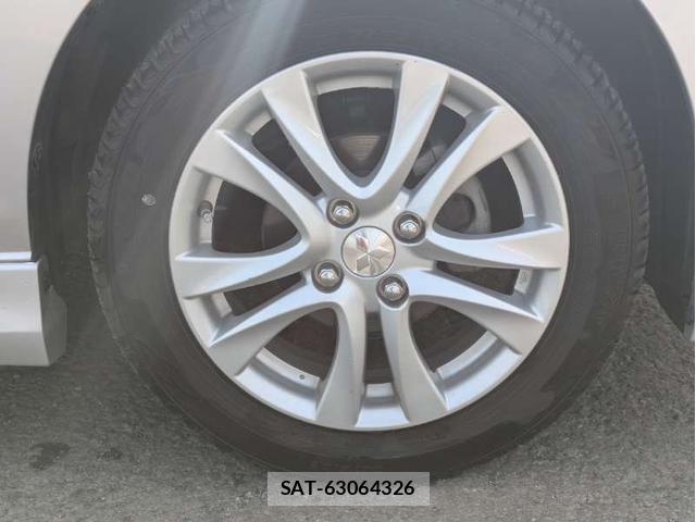 Mitsubishi DELICA 2016-06 8372798-5