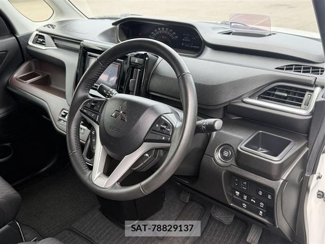 Mitsubishi DELICA 2024-05 8373138-13