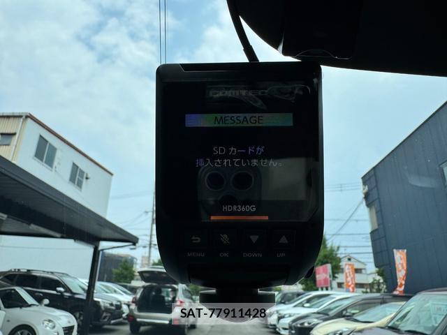 Mitsubishi DELICA 2016-04 8373692-14