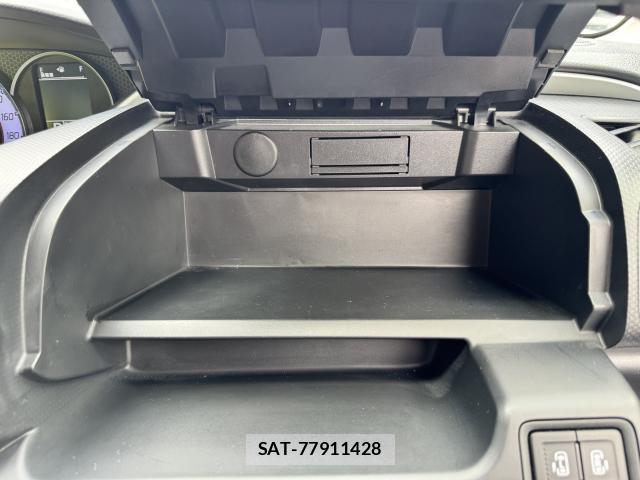 Mitsubishi DELICA 2016-04 8373692-16