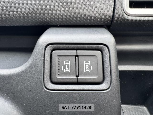 Mitsubishi DELICA 2016-04 8373692-17