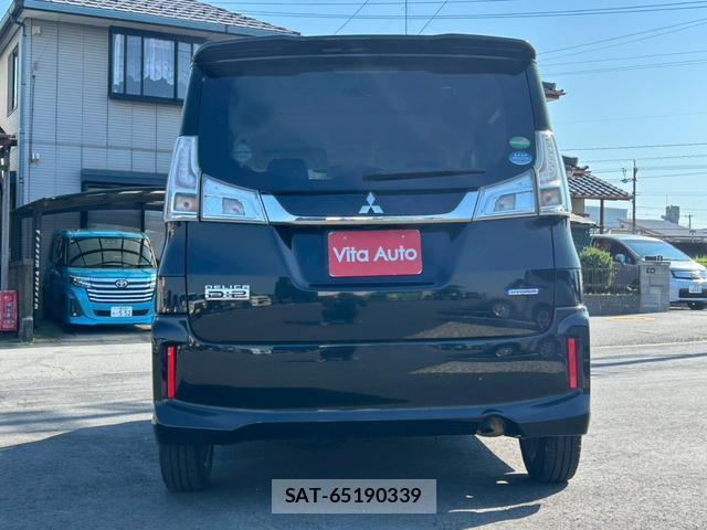 Mitsubishi DELICA 2015-12 8373776-10