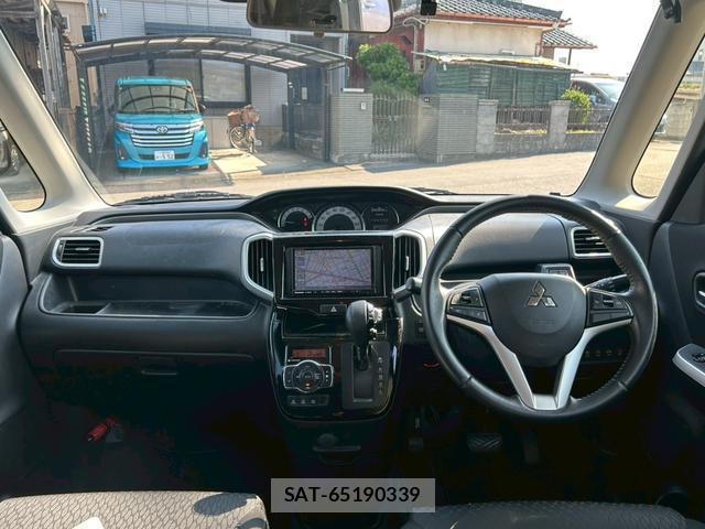 Mitsubishi DELICA 2015-12 8373776-7