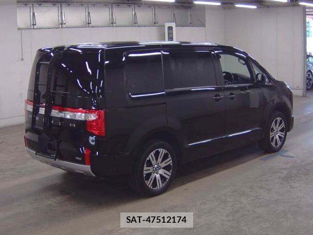 Mitsubishi DELICA 2021-08 8372509-1